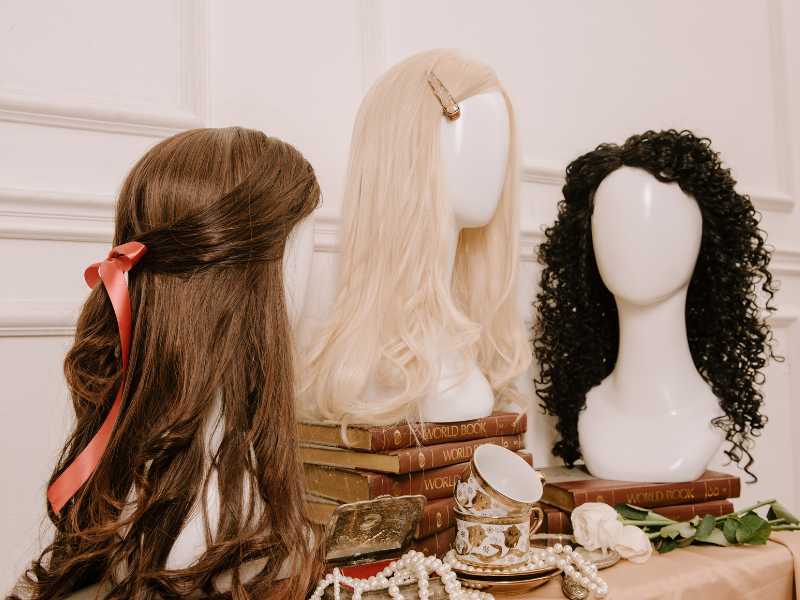 How to Choose a Wig: Tips for Face Shape, Size, and First-Time Buyers