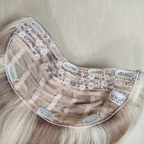 #color_18-613-warm-ash-blonde-highlighted-bleach-blonde